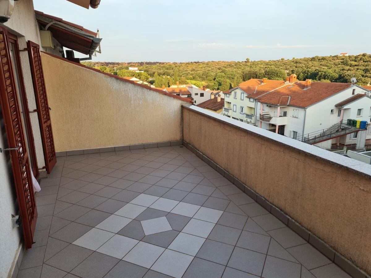 Helena Apartment Pula Exterior foto